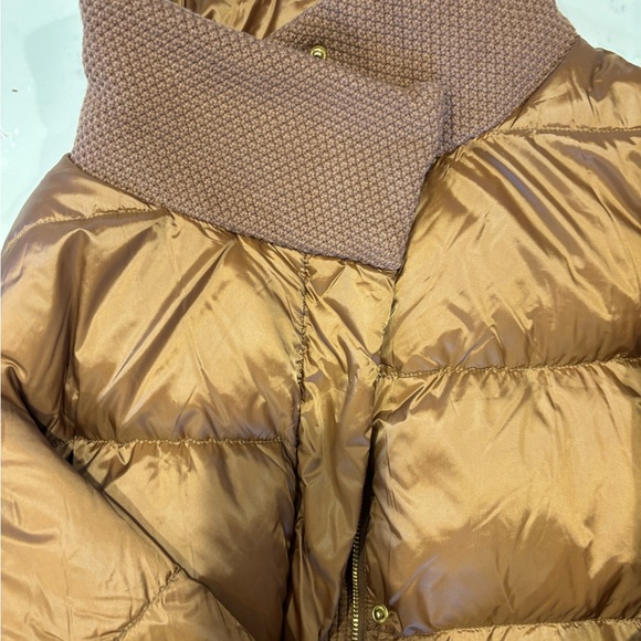 Tuckernuck down jacket - Picture 3 of 5